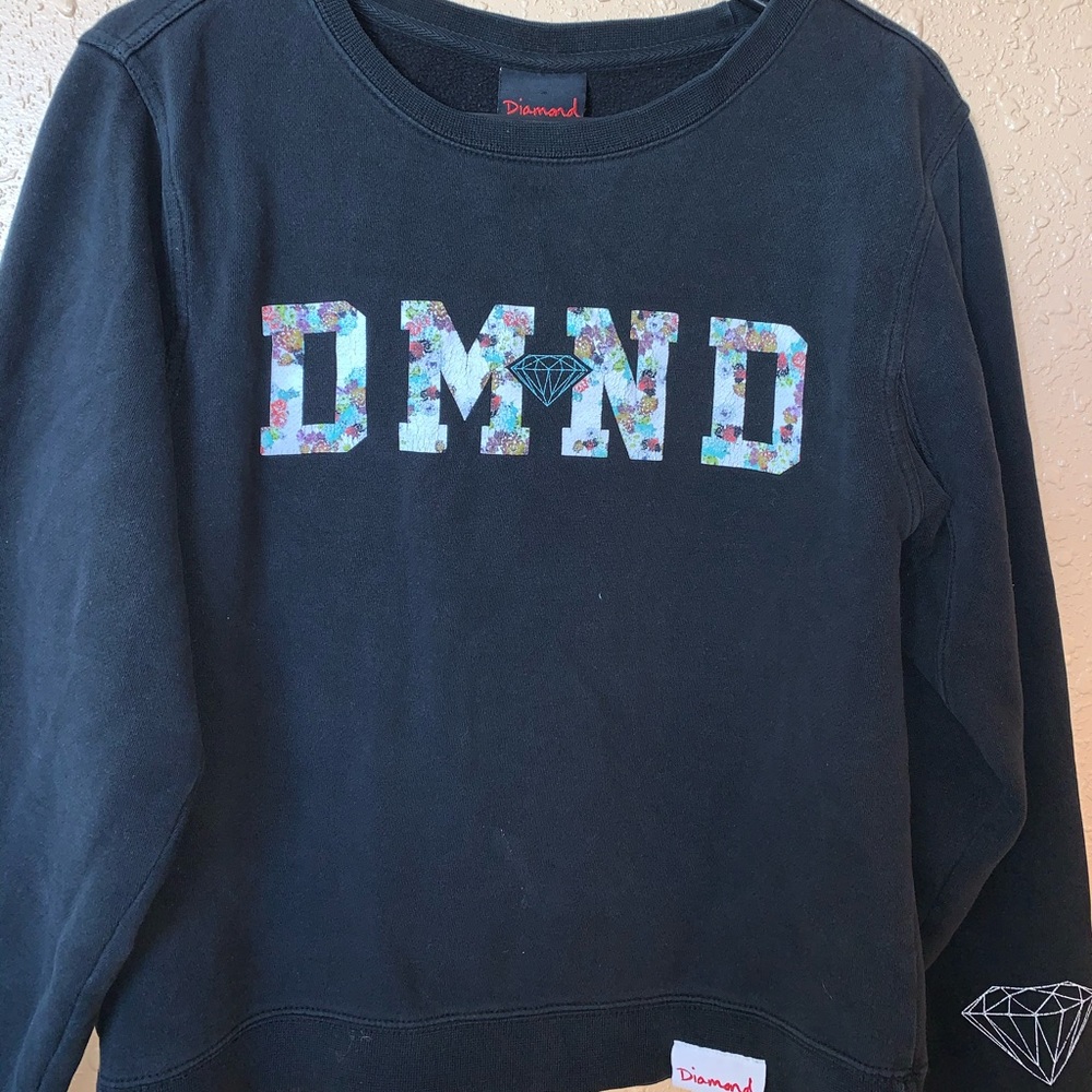 SOLD ❌diamond crewneck